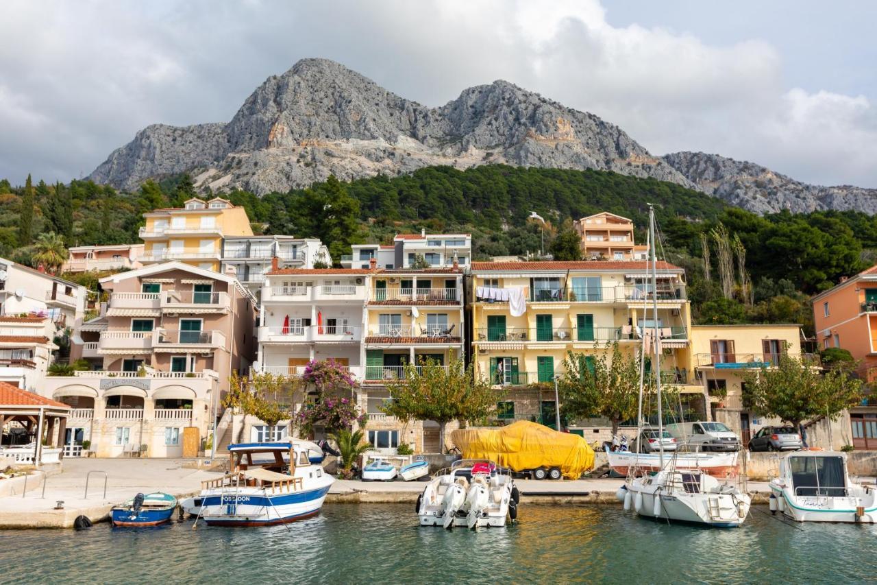 Apartments By The Sea Podgora, Makarska - 11469 Bagian luar foto